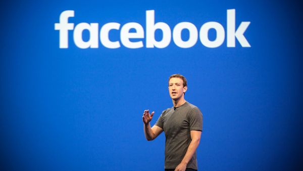 Facebook F8 Keynote: WhatsApp Enterprise, Revealing FB Dating, Augmented Reality and more